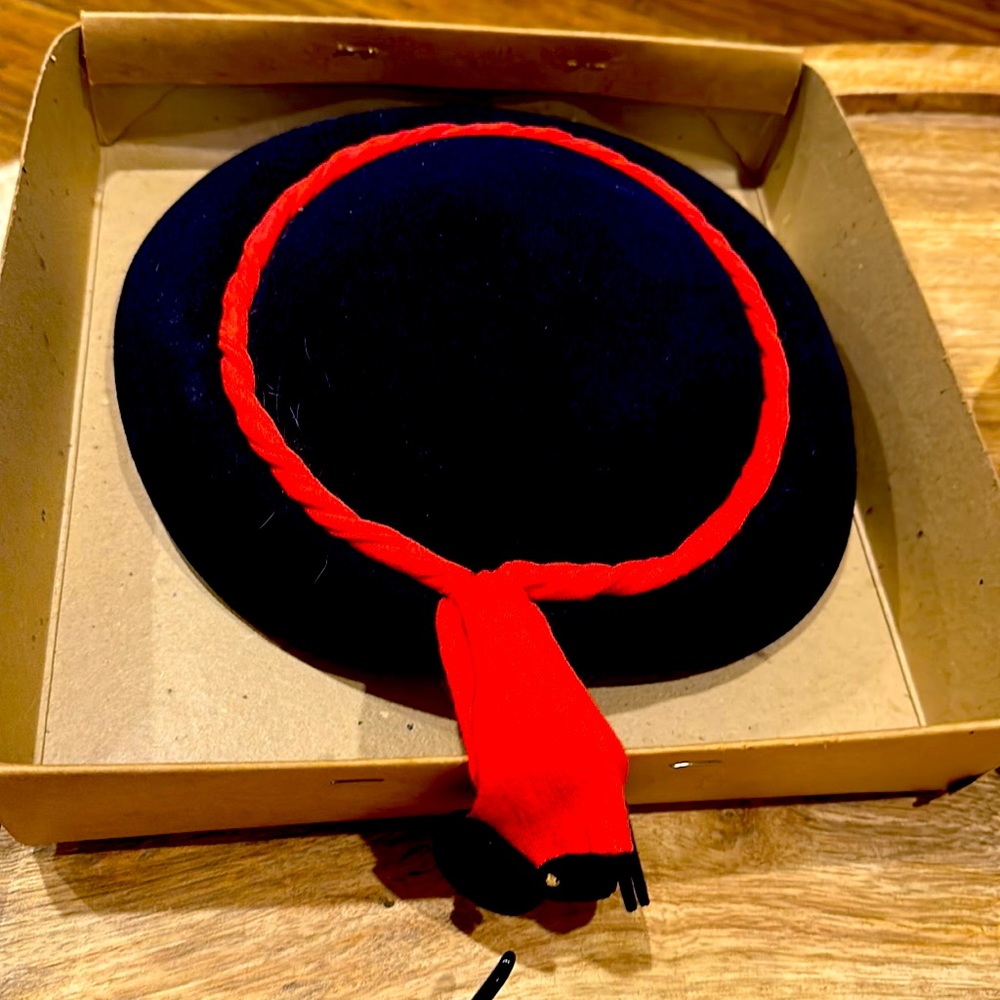 Vintage York Merrimac Navy soft wool hat with red ribbon